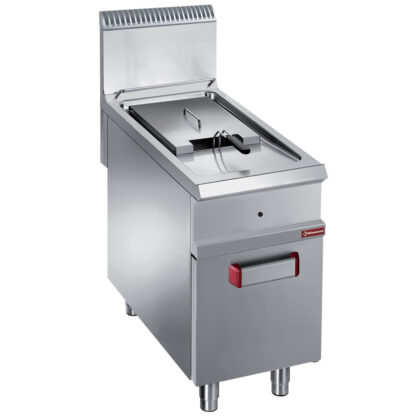 Gas fryer 1 tank 18 liters (18 kW) on closed cupboard