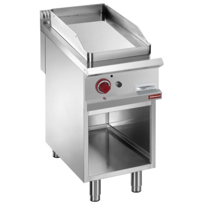 Smooth gas fry top, module 1/2, open cupboard