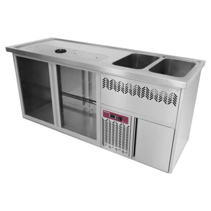 Bar counter with 2 compartments, draining board + grid, 2 sinks on the right.