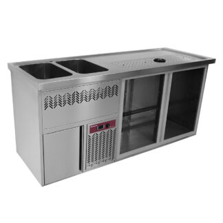 Bar counter with 2 compartments, draining board + grid, 2 sinks on the left.