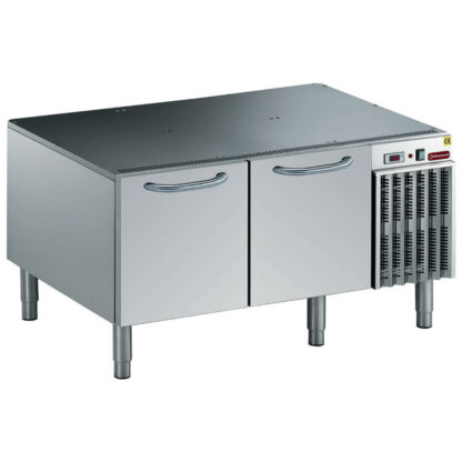 Refrigerated undercarriage with 2 drawers