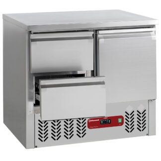 Refrigerating table composed of :