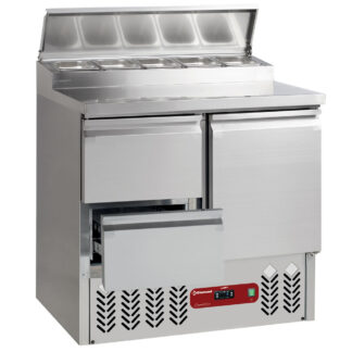 Refrigerating table composed of :