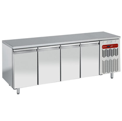 Refrigerated table, ventilated, 4 doors GN 1/1