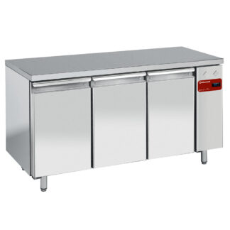 Refrigerated table, ventilated, 3 doors GN 1/1, (without group)