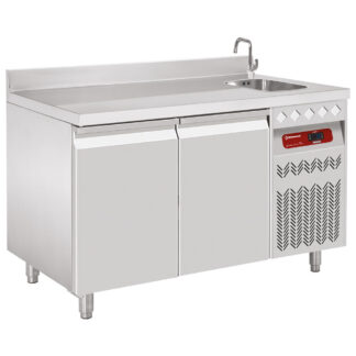 Ventilated "mural" cooling table, 2 doors GN 1/1, 260 Lit. with sink