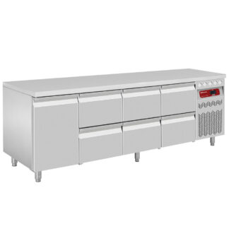 Refrigerating table composed of :