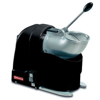Ice crusher with lever